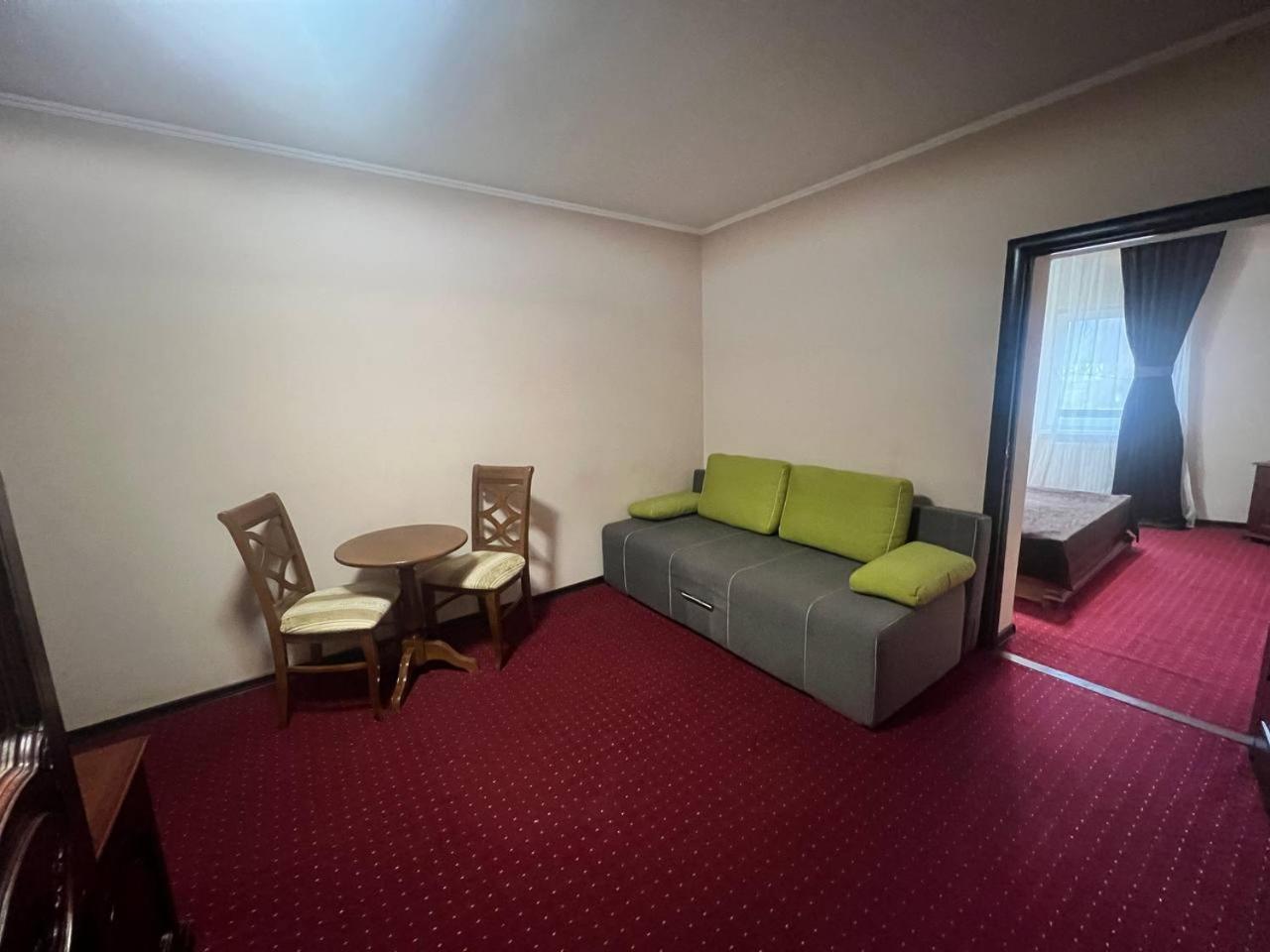 Stupari Hotel Шаян Екстериор снимка